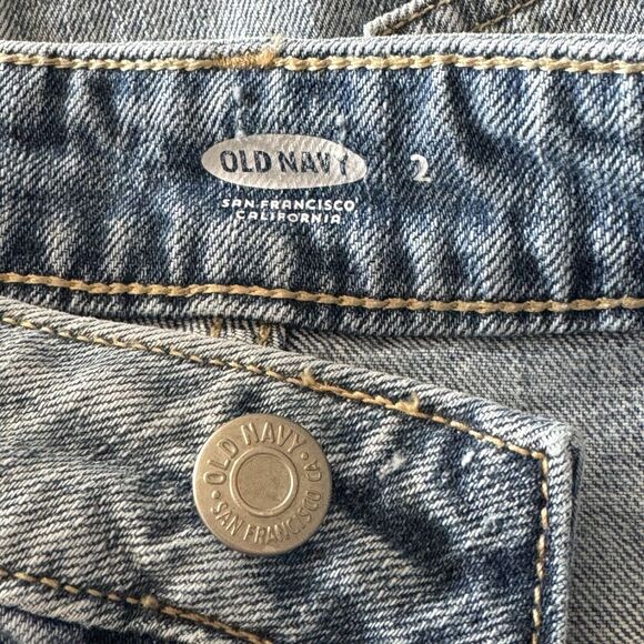 Old Navy SZ 2 A-Line Mini Denim Jean Skirt Released Frayed Hem Zip-Fly Slits - Picture 5 of 6